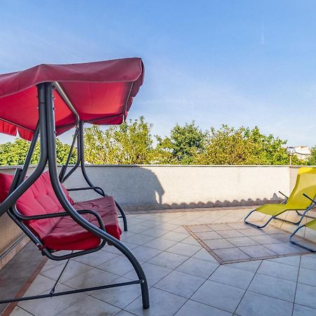 All Seasons Apartment Пула Экстерьер фото